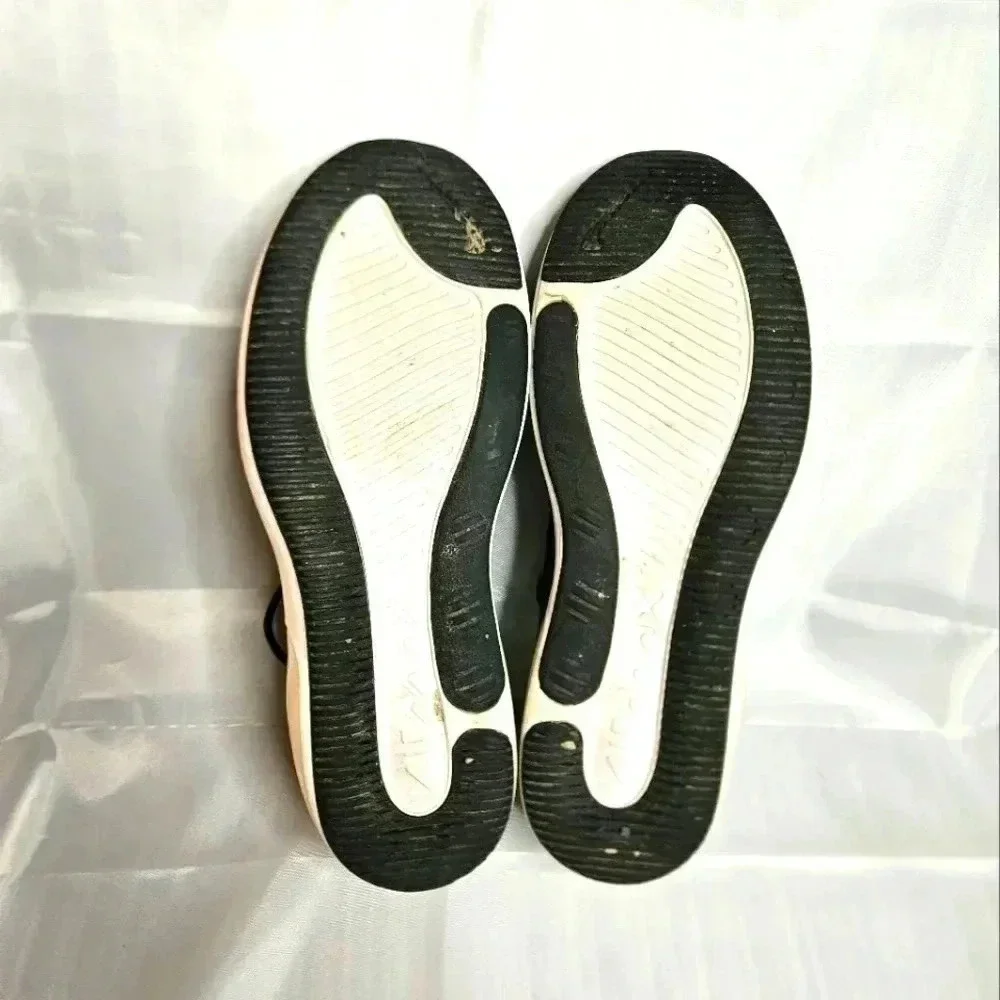 Woman's Nike Air Max Dia‎